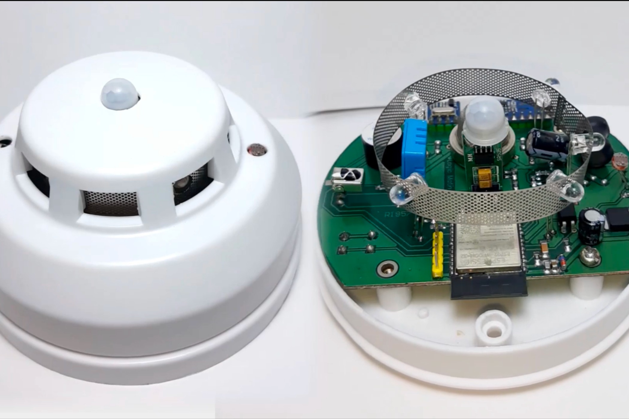 Javadi G Smart Smoke Sensor